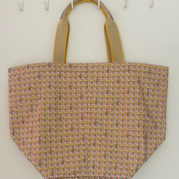 Tory Burch Large Reversible Tote Bag - Picture 7 of 12